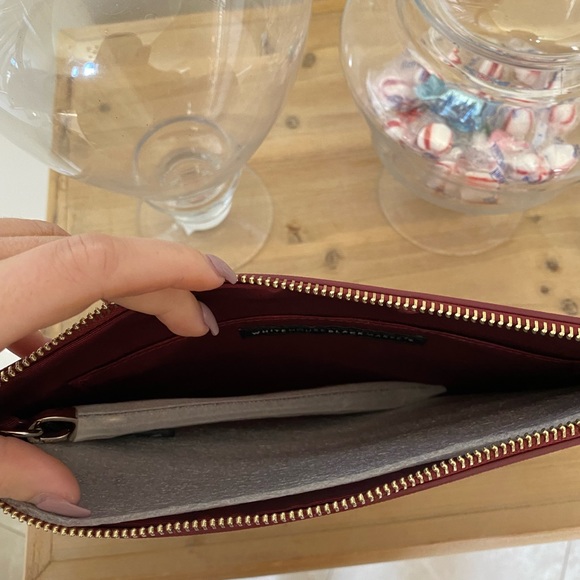 White House Black Market Wristlet - Picture 4 of 6